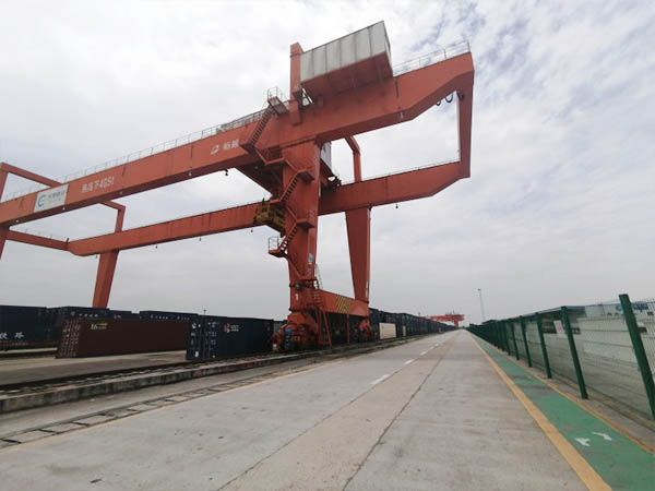 湖北鄂州集装箱起重机销售厂家装卸40吨龙门吊