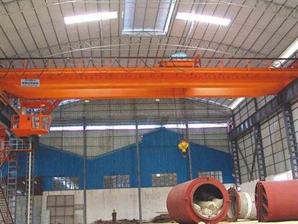 江苏扬州双梁起重机厂家起重机在安装和维护遇